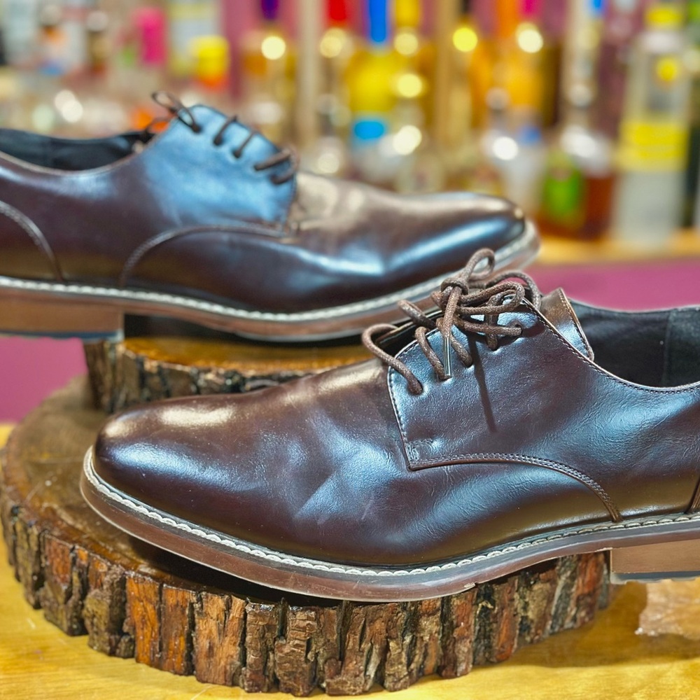 Van Heusen Dark Brown Leather Oxfords